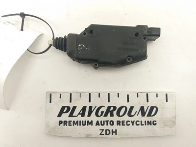 BMW 533i E28 Front Passenger Right Door Lock Latch Actuator 82 83 84 85 86 87 88 - Image 1 of 4