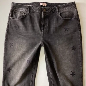 Ladies TED BAKER RILEE RELAXED SLIM ANKLE Grey Star Pattern Jeans Size 14 (451G) - Picture 1 of 9