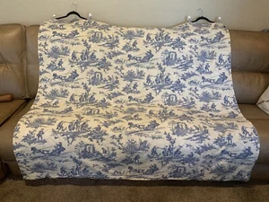 Williams Sonoma Blue French Country Toile 68"x70" Tablecloth, Good Condition - Picture 1 of 10