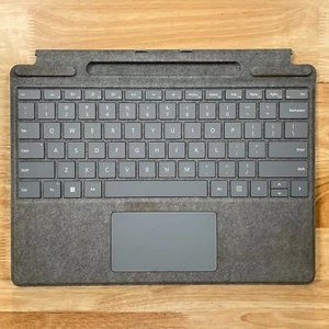 Microsoft Surface Pro 1864 QWERTY Signature Keyboard For Surface Pro X, 8, 9 - Picture 1 of 2
