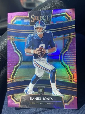 2019 Panini Select - Concourse Daniel Jones #16 PURPLE PRIZM /75 (RC) ROOKIE - Image 1 of 4