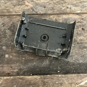 Homelite Super Ez Chainsaw Air Filter Cover - Picture 1 of 1