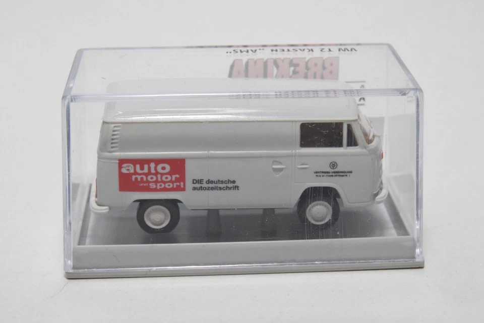 B8 1:87 BREKINA 33522 VW VOLKSWAGEN STATION WAGON TRANSPORTER T2 VAN AMS AUTO... - Immagine 1 di 4