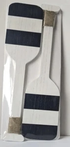 Target Bullseye Playground Summer Beach Lake House Blue White Boat Oars Paddle - Picture 1 of 3