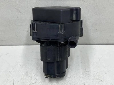 MERCEDES-BENZ Benz g class 1998 Air Pump A0001403785 [Used] [PA100408269] - Image 1 of 4