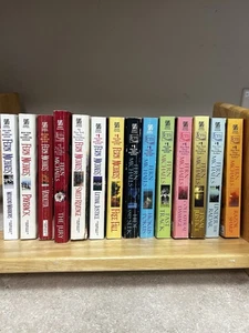 SISTERHOOD SERIES 1-14 FERN MICHAELS 14 BOOK LOT FICTION - Picture 1 of 3