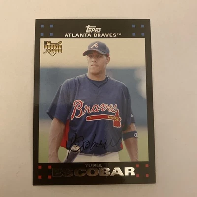 2007 Topps Updates & Highlights - Yunel Escobar #UH172 - Image 1 of 2