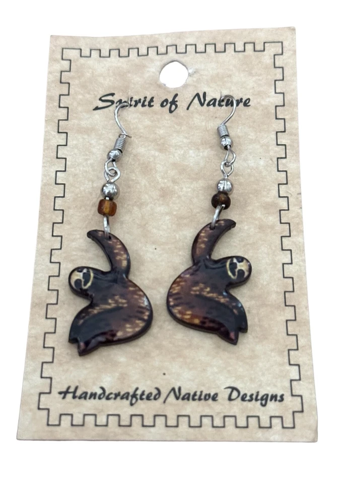 Spirit of Nature Earrings  SLOTH- brown- beads-french wire - Imagem 1 de 1