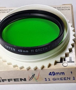 Tiffen 49mm 11 #1 Green Glass Color Conversion Lens Filter Lightens Skin Tones - Picture 1 of 7