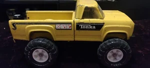Vintage 70's Tonka Truck #11062 in yellow - Picture 1 of 6