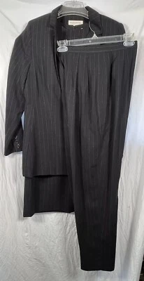 Amanda Smith Petite 3 Piece Piece Pant Suit Dress Set Pin Stripe Black Size 2P - Image 1 of 4