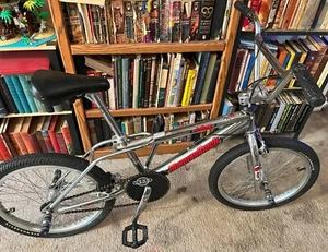 1999 Diamondback Joker with pegs all original - Picture 1 of 8