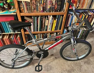 1999 Diamondback Joker with pegs all original - Image 1 of 4