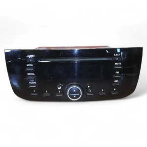 AUTORADIO PER FIAT Punto EVO 7355354400 (09>12) - Foto 1 di 5
