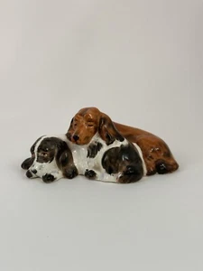 Vintage Goebel Figurine 2 Sleeping Spaniel Dogs CH572 - Picture 1 of 6