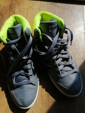 Boys Adidas UK 5 Boots