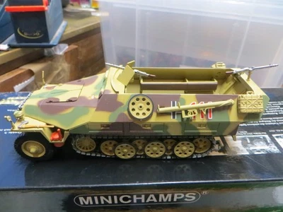MINICHAMPS WWII GERMAN ARMY Sd.KFz. 251 / 1 HALF-TRACK 1/35 MIB - Image 1 of 4
