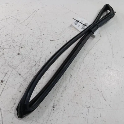 Hyundai Accent Door Glass Window Seal Rubber Right Passenger Rear Back 2014 2015 - Image 1 of 4
