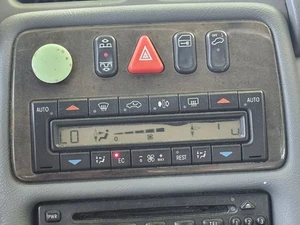 TETED!! MERCEDES Benz W208 2003 CLK320 CLK430 CLK A/C HEATER CLIMATE CONTROL - Picture 1 of 12