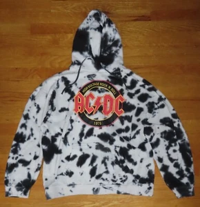 Retro 2020 AC DC HIGH VOLTAGE ROCK N ROLL Concert Tour LG Sweatshirt ANGUS YOUNG - Picture 1 of 4