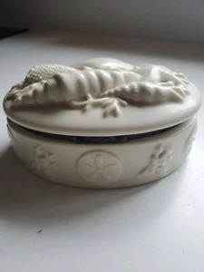 Sea Life Ocean Themed Ceramic TRINKET box - Picture 1 of 8