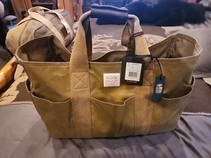 FILSON TIN CLOTH OPEN SUPPLY TOTE DARK TAN NWT WITH 8 LINNED POCKETS. - Picture 1 of 10