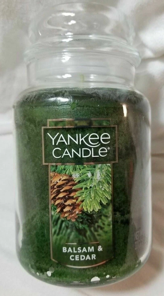 Yankee Candle BALSAM & CEDAR Large Jar 22 Oz New Green Christmas Winter Wax - Image 1 of 4