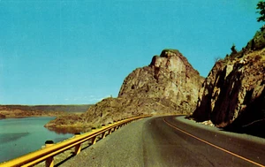 Washington Grand Coulee Reservoir Highway Postcard - Picture 1 of 2