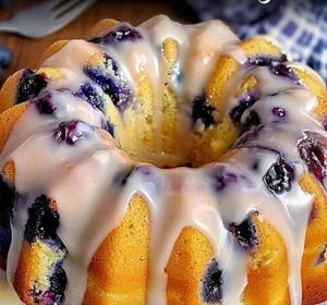 Lemon 🍋 Blueberry 🫐 cake - Picture 1 of 6