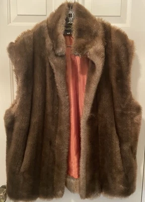 Vintage Komitor XL Faux Fur Open Vest-Womens XL- made in usa - Image 1 of 4