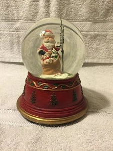 SANTA CLAUSE Musical Snow Water Globe-Plays We Wish You A Merry Christmas - Picture 1 of 1