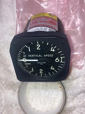 NOS UH-60 SIKORSKY BLACKHAWK HELICOPTER VERT SPEED INDICATOR FLIGHT SIMULATO - Image 1 of 4