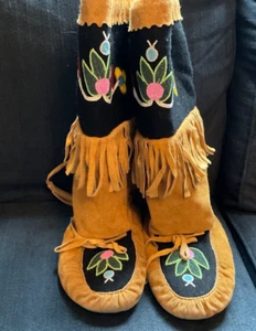 North American Aboriginal Indigenous Handmade Beaded High Boots Large Size - Picture 1 of 15