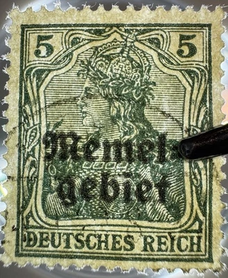 🔥“1919 Memelgebiet 5pf Green Overprint –Verified Authentic– Clean & Historic”🔥 - Image 1 of 4