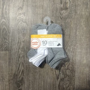 Wonder Nation Boy's 10 Pair No Show Socks Med. Shoe Size 9 - 2.5 Assorted - Picture 1 of 1