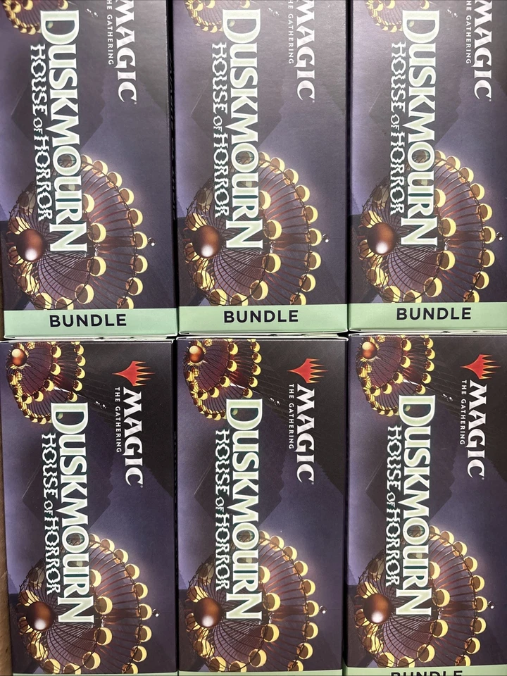 Paquete Magic: The Gathering Duskmourn: House of Horror (sellado de fábrica)  Foto 1 de 2