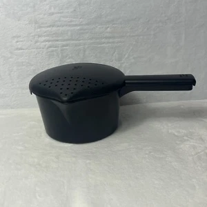 Pampered Chef Microwave Steamer Rice Cooker 4 Cup 1 Quart w/ Locking Lid - Picture 1 of 10