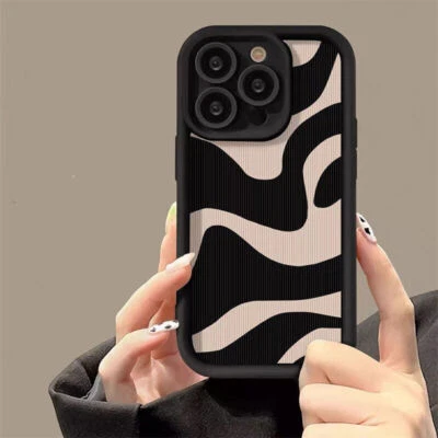 Checkered Pattern Phone Case For iPhone 15 14 11 12 13 Pro Max XR XS 7 8 Cover - Image 1 of 4