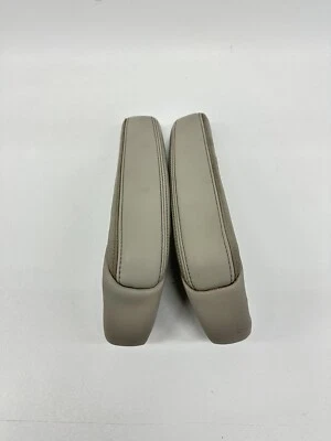 Juego par de reposabrazos Dodge Grand Caravan 2011-20 cuero gris izquierdo y derecho Foto 1 de 4