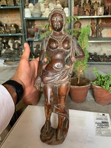 Indian Antique Wooden Handcrafted Women Figurine Sculpture Beautiful Home Decor - Picture 1 of 16