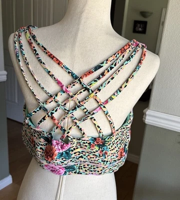 Torrid sz 2 Active Strappy Wireless Sports Bra Top Zip Front Animal Floral - Image 1 of 4