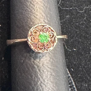 14 Karat Gold filigraner Ring und Ohrringe mit grünem Stein, Ringgröße 4,25, Vintage - Bild 1 von 12