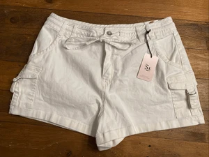Sincerely Jules 7/28 neu mit Etikett weiße Shorts Denim hoher Bund Utility Hose - Bild 1 von 7