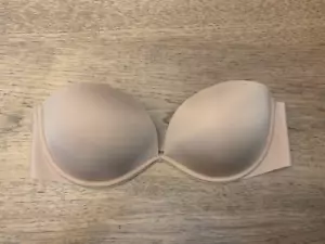 Victoria's Secret Sweet Praline Beige 36DD Bare Every Way Padded Strapless Bra - Picture 1 of 2