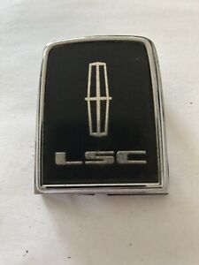 1984 1985 1986 1987 1988-1992 Lincoln Mark VII LSC Trunk Lock Cover E4LB6343320
