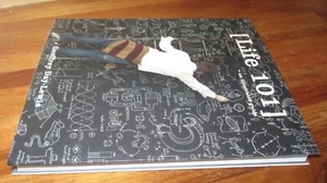 LIFE 101: An Illustrated Guide - Geoffrey Day-Lewis. consejo sabiduría AQUÍ en MELB - Imagen 1 de 18