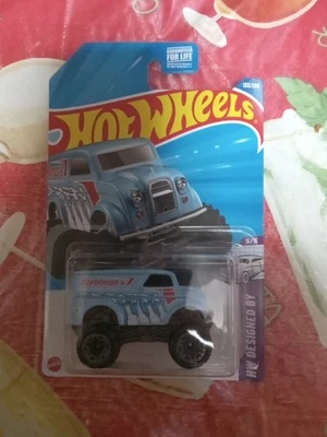 Hot Wheels Monster Dairy Delivery HW diseñado por #5 coches diecast juguetes cardados  Foto 1 de 4