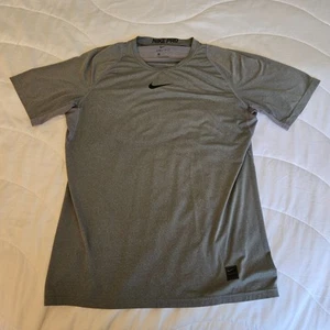 Nike Pro Dri FIT T Shirt Mens L Center Swoosh Short Sleeve Training Workout - Picture 1 of 6