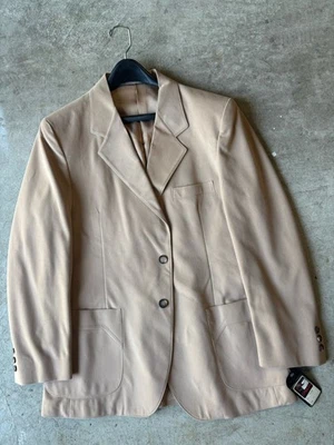 Abrigo Blazer Traje Vintage Gris Angel Gamuza 44 Nuevo con Etiquetas Años 70 Usado en Excelente Condición Chaqueta. Foto 1 de 4