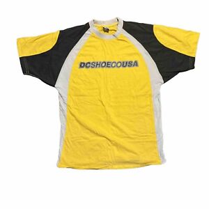 T-shirt DC Shoe Co USA petit jaune 07 90 années 2000 vêtements de skateboard